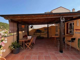 Appartement à Benamargosa