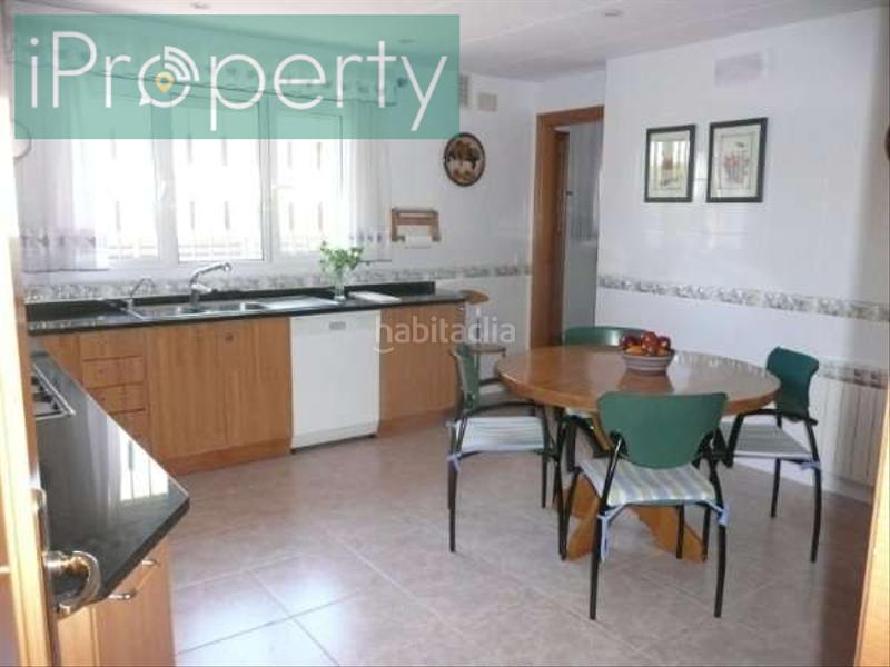 Foto 07779576-8b75-401d-be29-7dd50431eb41. Xalet amb calefacció aparcament a Calafell platja Calafell