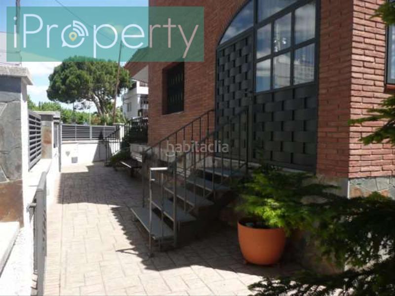 Foto 520dd788-0b43-4ac5-abe8-24af187cf6fe. Xalet amb calefacció aparcament a Calafell platja Calafell