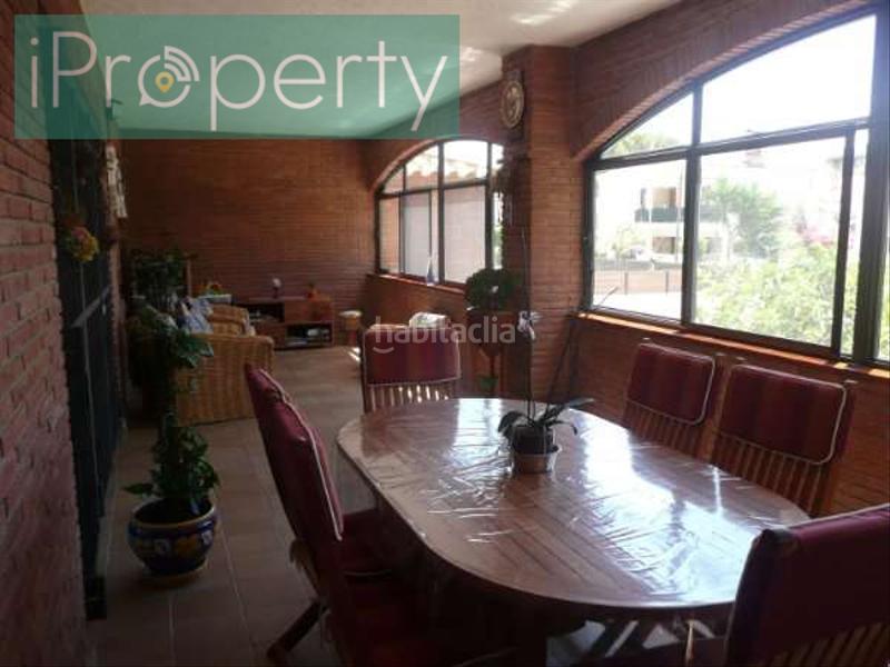 Foto 7aa0606d-8a45-4e06-aa55-16450129e923. Xalet amb calefacció aparcament a Calafell platja Calafell