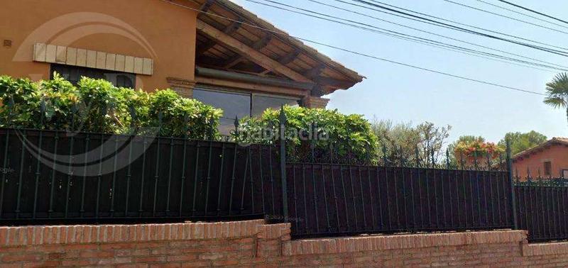 Foto b082ca6c-14f8-41ba-bd32-4a587717c236. Xalet amb aparcament a Centre Vendrell (El)