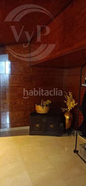 Foto 5d044cf9-eecd-4b35-b908-80fc3bbf30ac. Chalet lujoso chalet señorial con 2 viviendas en Valldemar-Montmar Segur de Calafell