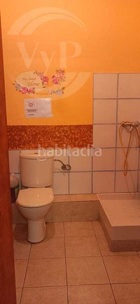 Foto 5ff1ecdd-bae6-4c25-bca5-6b08561d7ba5. Chalet lujoso chalet señorial con 2 viviendas en Valldemar-Montmar Segur de Calafell