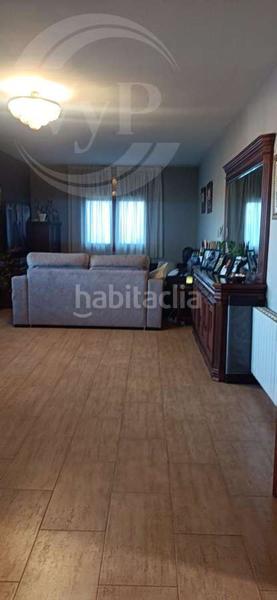 Foto 95b306df-9632-4187-ae49-0ad0d8d2b18c. Chalet lujoso chalet señorial con 2 viviendas en Valldemar-Montmar Segur de Calafell