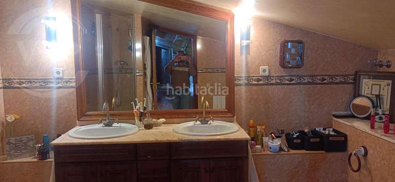 Foto a5345b78-bcf2-4b7c-b555-d545af658241. Chalet lujoso chalet señorial con 2 viviendas en Valldemar-Montmar Segur de Calafell