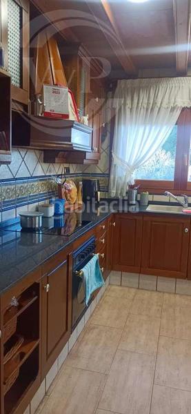 Foto aa0f2e1b-609b-4d3e-92fc-06b20a6f5361. Chalet lujoso chalet señorial con 2 viviendas en Valldemar-Montmar Segur de Calafell