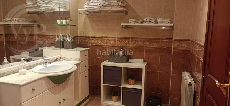 Foto b1cfecee-a6ba-470a-9f74-71751ae1daa7. Chalet lujoso chalet señorial con 2 viviendas en Valldemar-Montmar Segur de Calafell