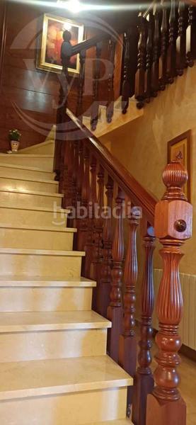 Foto b9a0cb4f-be24-44b3-baed-f55809f00ca1. Chalet lujoso chalet señorial con 2 viviendas en Valldemar-Montmar Segur de Calafell