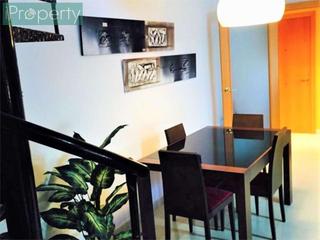 Pis  Carrer joan fuster i ortells. Estupendo piso con terraza y piscina en torredembarra!!