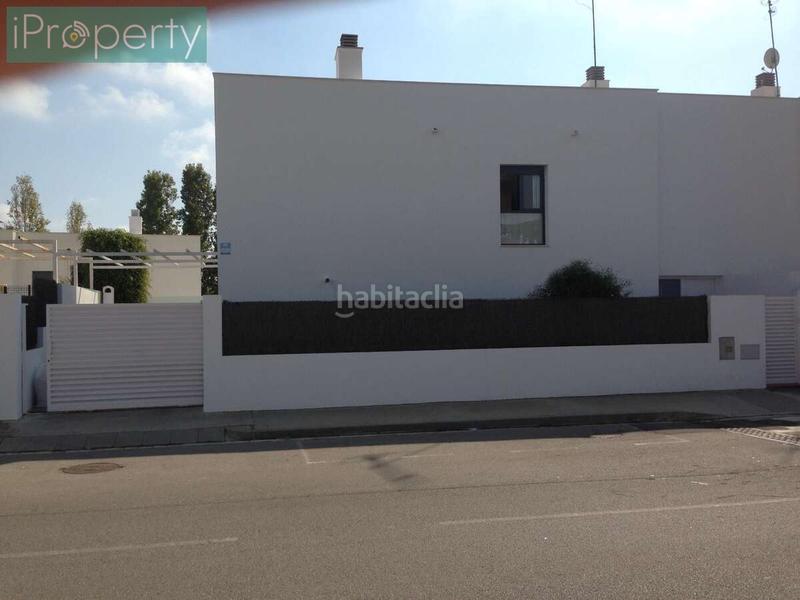 Foto d4b71b80-5a3b-4b95-8c08-ca2baeedac57. Reihenhaus mit heizung parking pool in Mas Mel Calafell