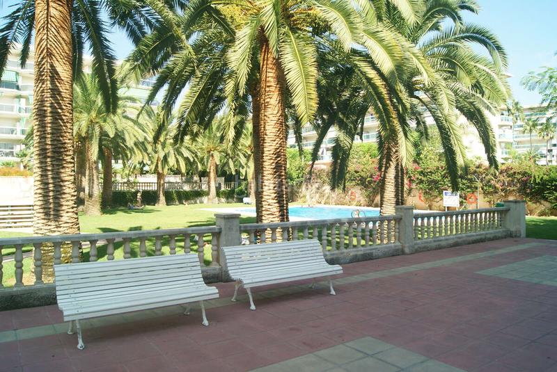 Foto a2eed106-8e42-4f7d-81fc-acf13ca63388. Apartamento espectacular piso con terraza completamente exterior en Salou