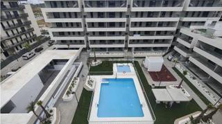 Pis a Bellavista. Piso a estrenar con piscina 3 dormitorios, 2 baños, terraza, gar