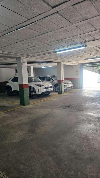 Foto 658abe66-12ee-4bac-89f1-7392d24945a3. Aparcament cotxe a La Calzada - La Florida Sevilla