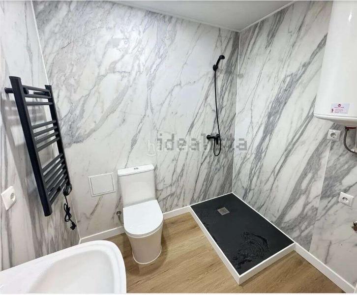 Foto 7e6dc9a7-78f2-4f92-9133-ee2ea3bf36cd. Appartement avec chauffage dans Casco Viejo Bilbao