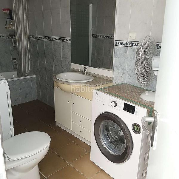 Foto a4db9c55-ee49-4228-a3fe-692956040c70. Casa amb aparcament a Centro Puertollano