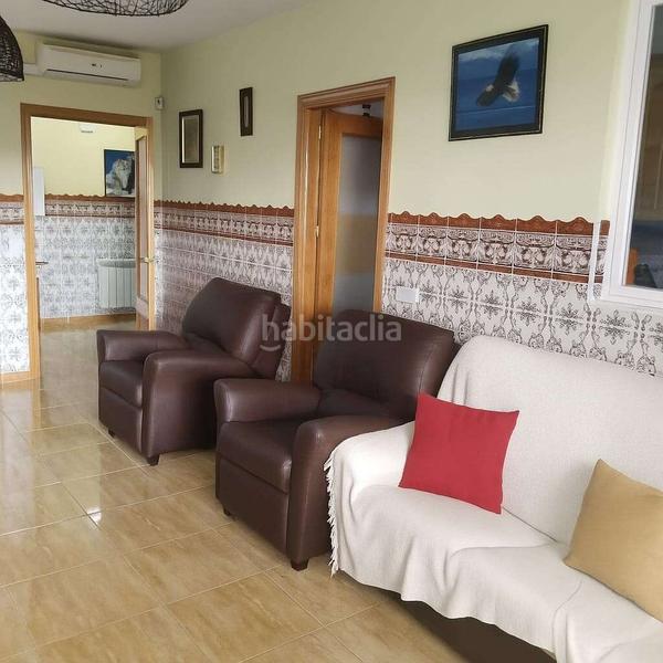 Foto eb99ccb4-2116-44aa-9a3c-e378a1391701. House with parking in Centro Puertollano