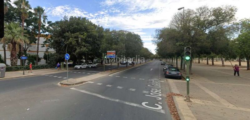 Foto c4489c78-7072-4036-9543-aaac45c87656. Edifici a San Jerónimo - La Bachillera Sevilla