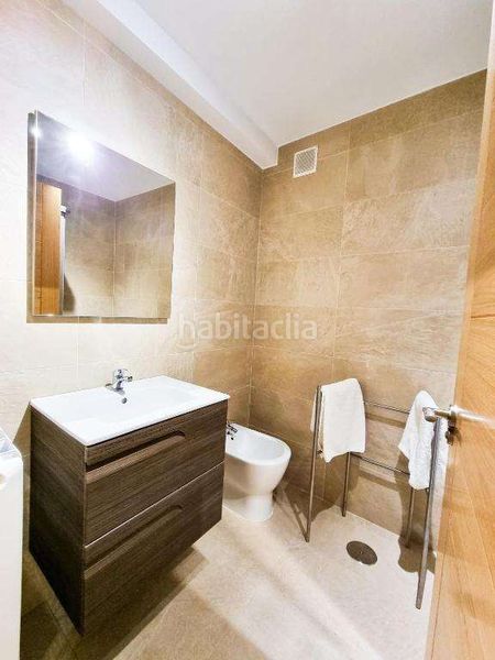 Foto 12113090-1821-4574-ba48-9927094eb7dd. Edificio in Cudillero