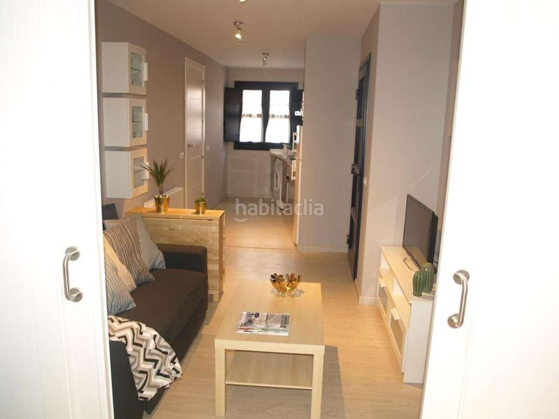 Foto fda950a4-f6fc-4282-a396-083c3b2d70cc. Edificio in Cudillero