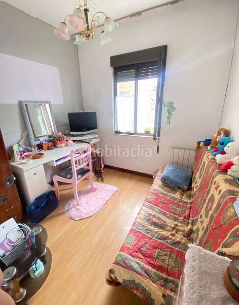 Foto d5961123-787b-46e5-9afc-8dcc38cabc0a. Edifici a Cudillero