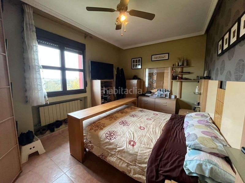 Foto a9b4dc5a-42fa-4e17-9846-b842d915bdcf. Casa a Viella-Granda-Meres Siero