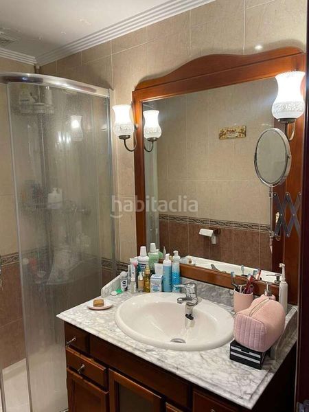 Foto cecdf1b5-4736-4598-adb7-e7a40c9801eb. Dúplex amb calefacció a El Carbayedo - El Quirinal Avilés