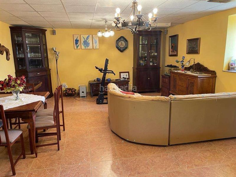 Foto fb07e633-3b8a-4b71-86e5-d0d09c3a2e55. Casa en Pravia