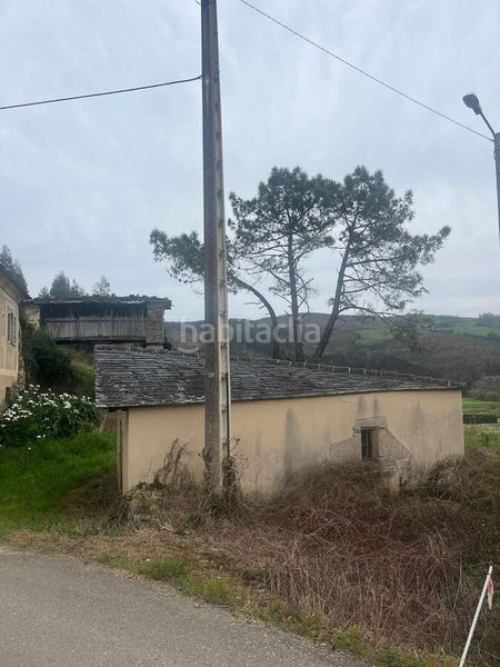 Foto a389a415-6c3a-4cab-a17d-c9fc72826847. Casa a Trabada