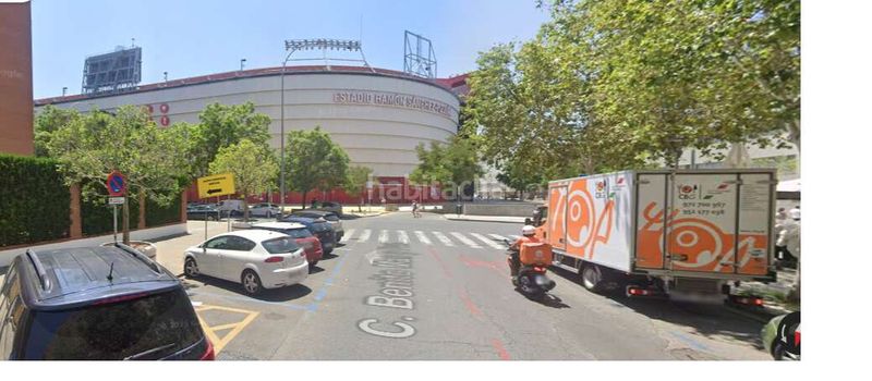 Foto 5ffe5885-e954-4226-a658-7a3f26668f2e. Casa amb aparcament a La Buhaira Sevilla
