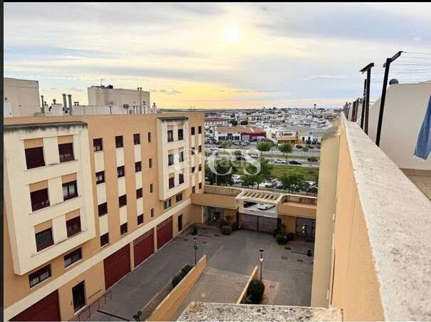 Foto 0edc000d-a011-47b9-a84e-82a3cba754ac. Pis amb aparcament a El Junquillo - Vistalegre Utrera