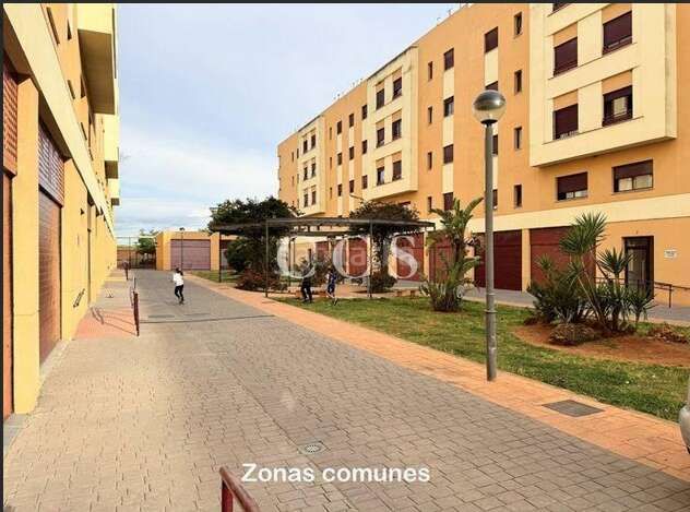 Foto cb28be85-7862-49b3-829c-2929b4aa24ff. Pis amb aparcament a El Junquillo - Vistalegre Utrera