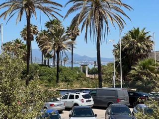 Flat in Puerto de la Duquesa. Estudio a estrenar con licencia turística y terraza acristalada