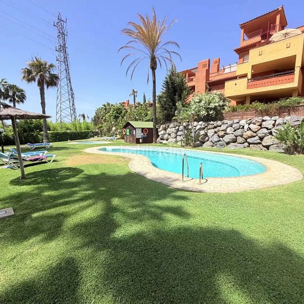 Foto b105088f-a6b3-4620-9a73-35c953fe64f4. Pis amb aparcament piscina a reserva de Marbella Marbella