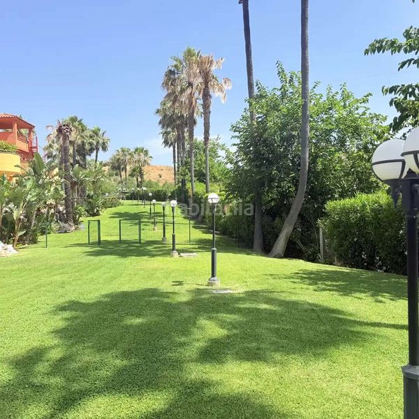 Foto f325a45d-a9d6-4bdb-8081-ac416925e639. Pis amb aparcament piscina a reserva de Marbella Marbella