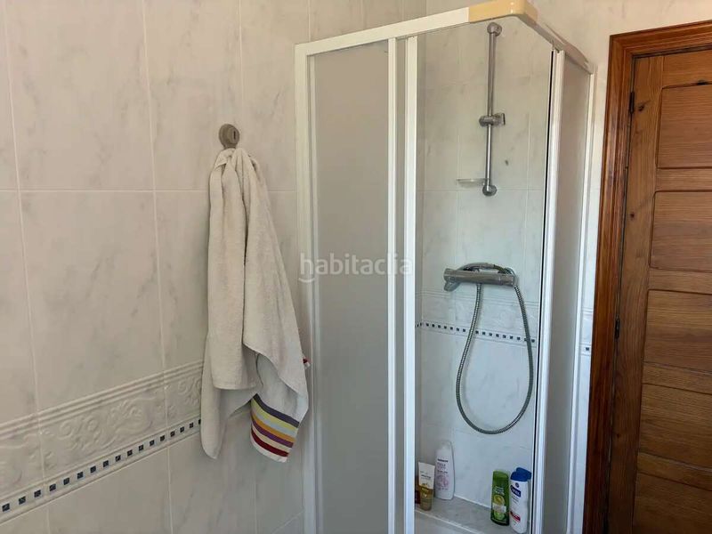 Foto 7806735e-d7d4-444d-88a0-61f0d28461f4. Casa adossada a Oroso