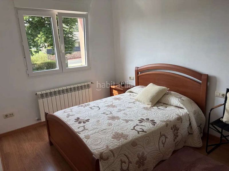 Foto 7ae45fbb-e310-4044-bad4-b6fbf6ff8d95. Casa adossada a Oroso