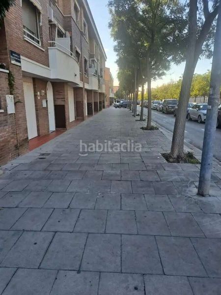 Foto 05fd9b6c-7c3c-42aa-8318-30c83398172f. Casa adossada amb aparcament a Torrent Ballester Viladecans
