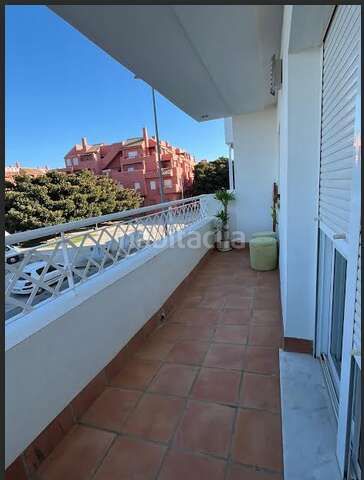 Foto cbab2d2a-4408-4689-8bdc-e32664223e64. Pis amb aparcament piscina a Zona Carrefour Rota