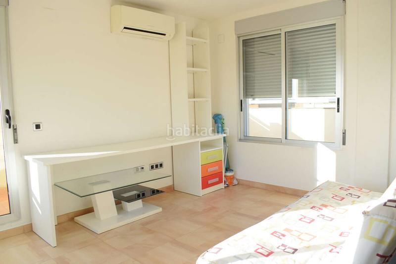 Foto 573a009f-a463-4899-aeef-4171c9ddd385. Reihenhaus mit heizung parking pool in Playa-Ben Afeli Almazora / Almassora