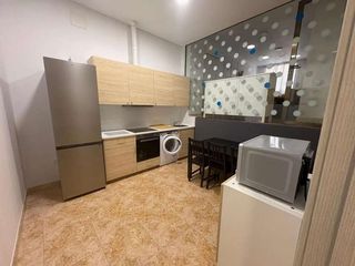 Pis a Balàfia. Piso reformado de 2 habitaciones con parking opcional en balàfia