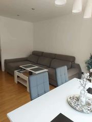 Flat in Berga. Luminoso piso con terraza, trastero y vistas al santuario de que