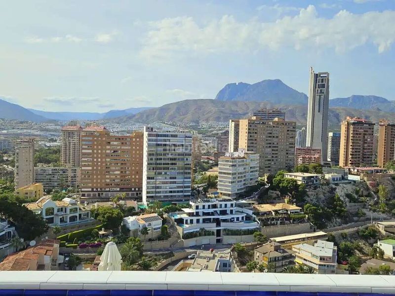 Foto 2455af63-ded3-4d37-b9ec-55a739ba1509. Flat with parking pool in Playa Poniente Benidorm