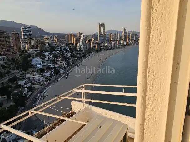 Foto 44fe5456-f183-4901-844f-3d45a6234189. Flat with parking pool in Playa Poniente Benidorm