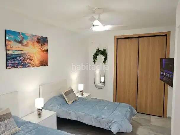 Foto 904c606c-c874-469b-a2e6-f26fe97684bd. Flat with parking pool in Playa Poniente Benidorm