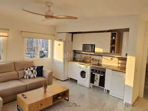 Foto a642dcfd-ca03-47c6-bd81-573aa84c5d35. Flat with parking pool in Playa Poniente Benidorm