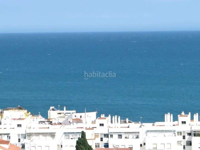 Foto d1ea82f6-fb0a-481e-ba42-ea73c45930e6. Pis amb piscina a Montemar Torremolinos