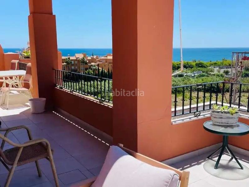 Foto 7544c3c6-1bbc-4a01-81b8-17d9acc48558. Pis amb aparcament piscina a El Castillo Manilva