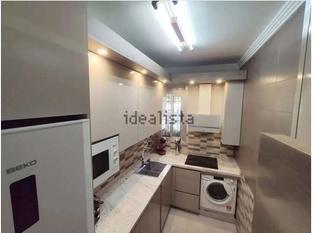 Appartement à Ciudad Jardín. Se vende estupendo piso en ciudad jardin, bajo, reformado con 2