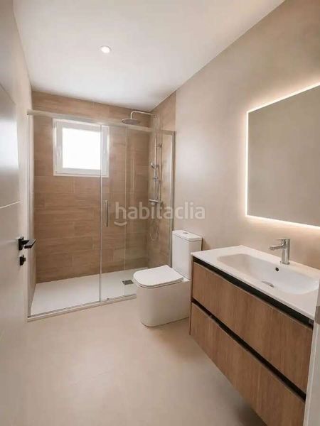 Foto 4f53d132-a7e3-4e2b-ae98-06e4dcac26a1. Pis a Bellreguard
