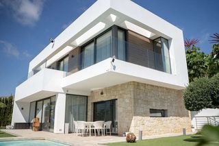 Chalet in Foietes. Una oportunidad única para disfrutar del estilo de vida mediterr